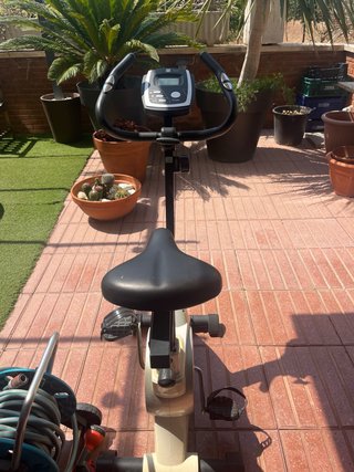 Bicicleta estática ZT100