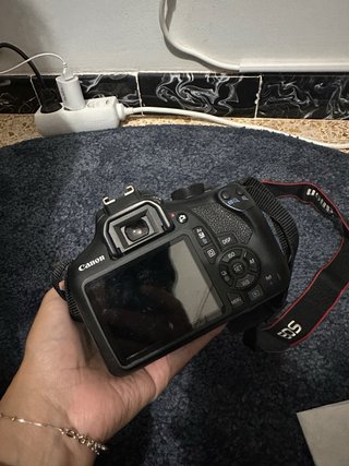 Camara Canon EOS T6