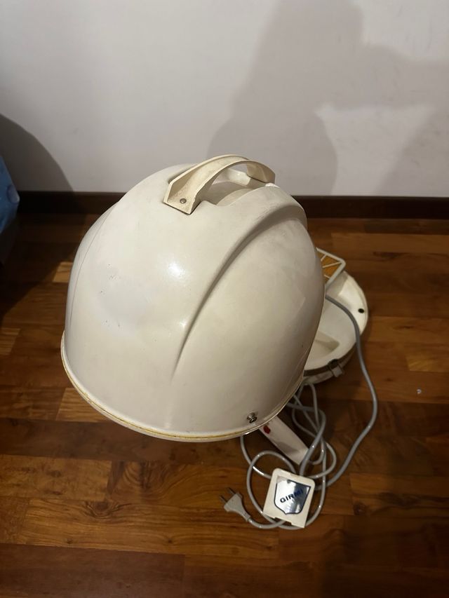 Casco da parrucchiere vintage