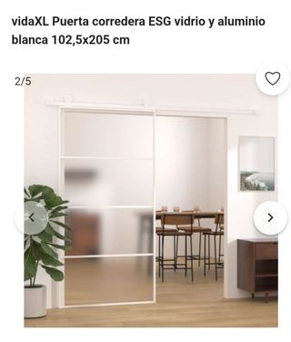 Puerta corredera desmontada