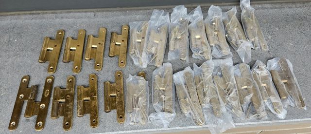 Pernio izquierda latón 10cm 8/u.