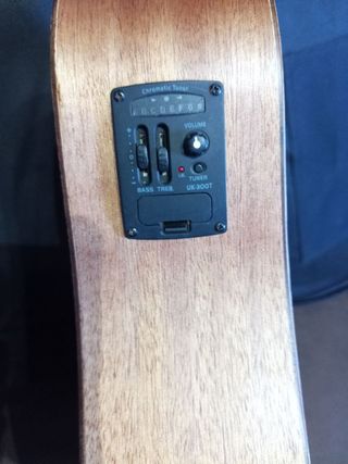 UkeBass Ukelele bajo