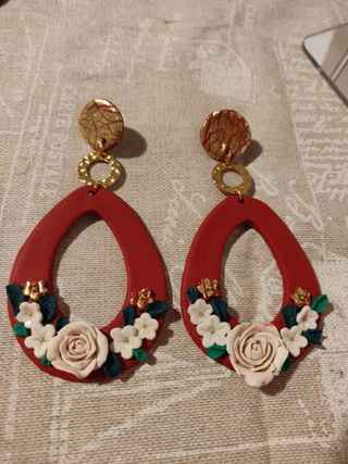 Pendientes hechos a mano