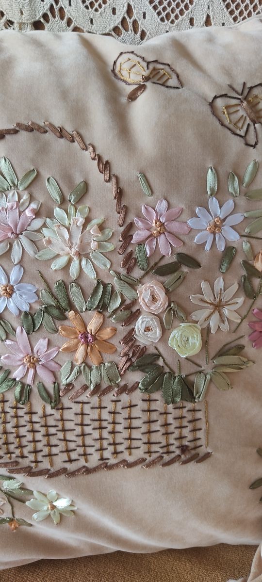 Cojines terciopelo. Decorativos