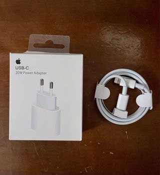 Pack Adaptador+Cable USB-C 20W 14,13,12,Pro