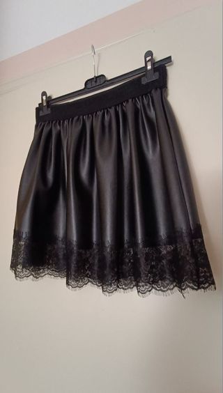 Minigonna fintapelle nera elastica pizzo Tg.S-M