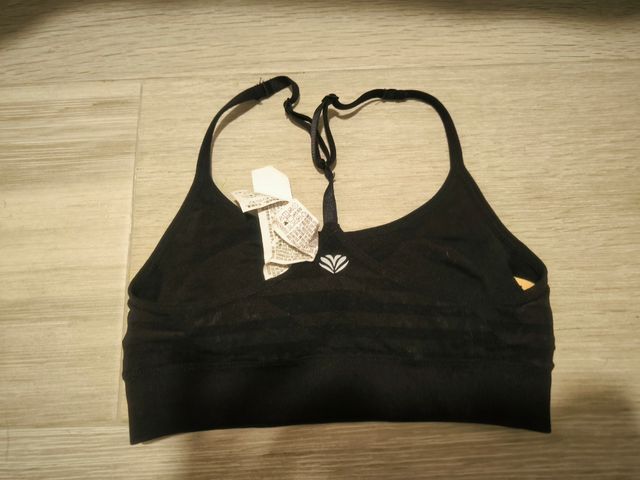 Top deportivo Forever 21 + regalo
