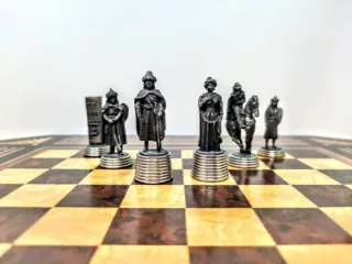 Antiguo juego de ajedrez completo