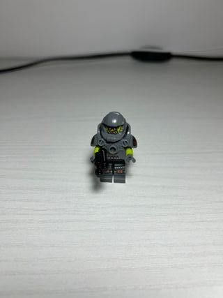 LEGO Collectibles Serie 9 Alien avenger 7100
