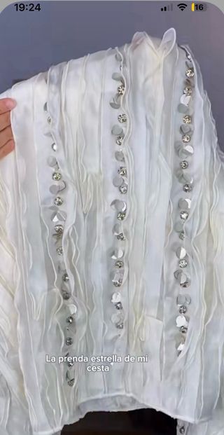 CHAQUETA VOLANTES ABALORIOS JOYA ZARA