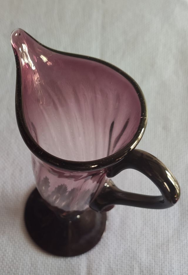 Piccolo vaso in vetro di Murano
