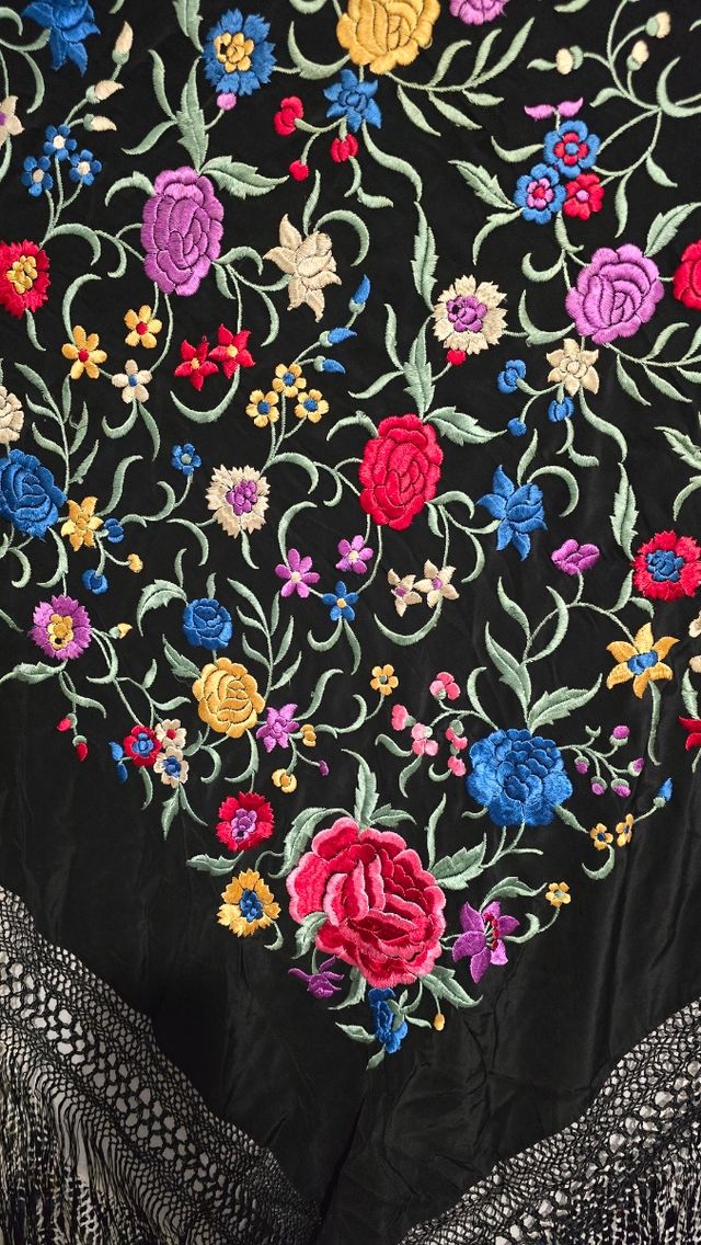 Manton de manila 1 kg peso