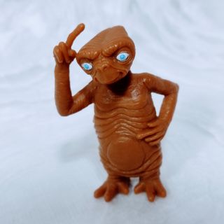 Figura ET extraterrestre Huevo Kinder