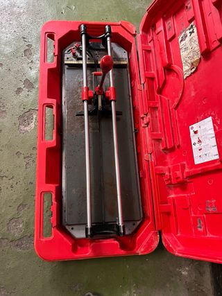 Cortadora azurlejos ruby t700