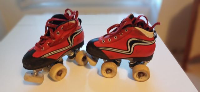 Patines hockey 🏒 ruedas talla 34 RENO.
