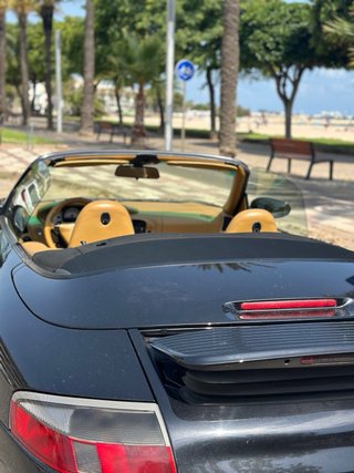 Porsche 911 2004