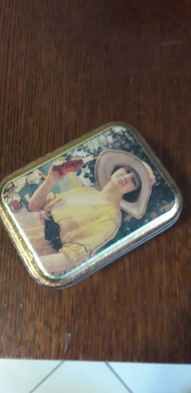 scatola latta Coca Cola