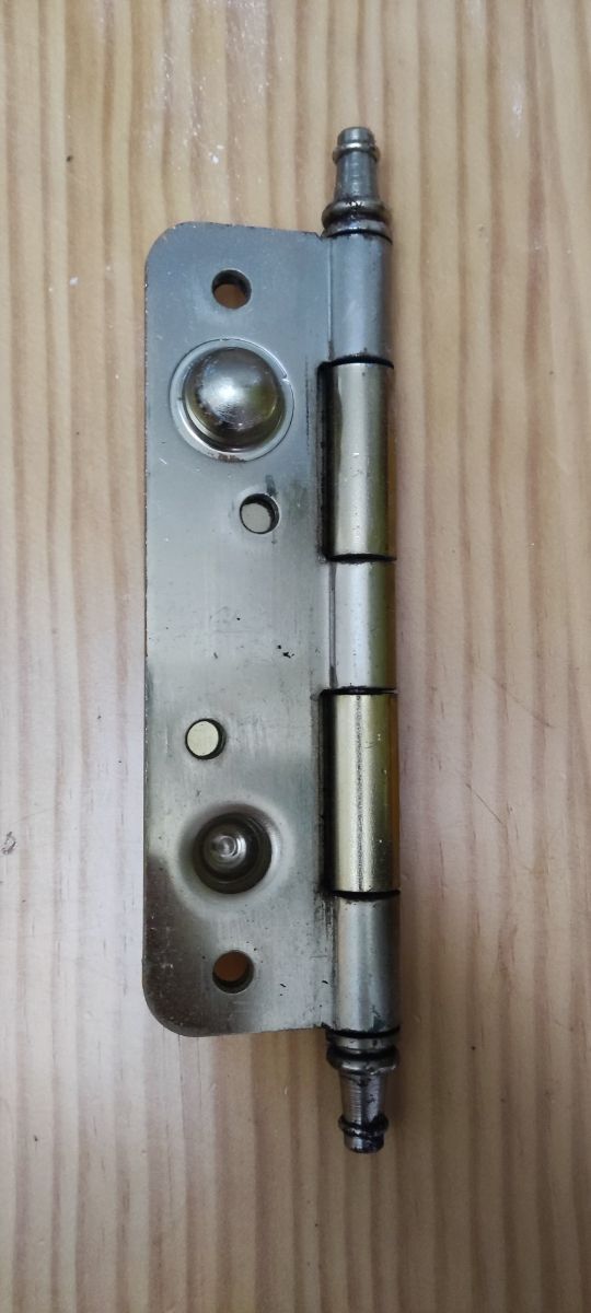 Bisagras puerta de entrada