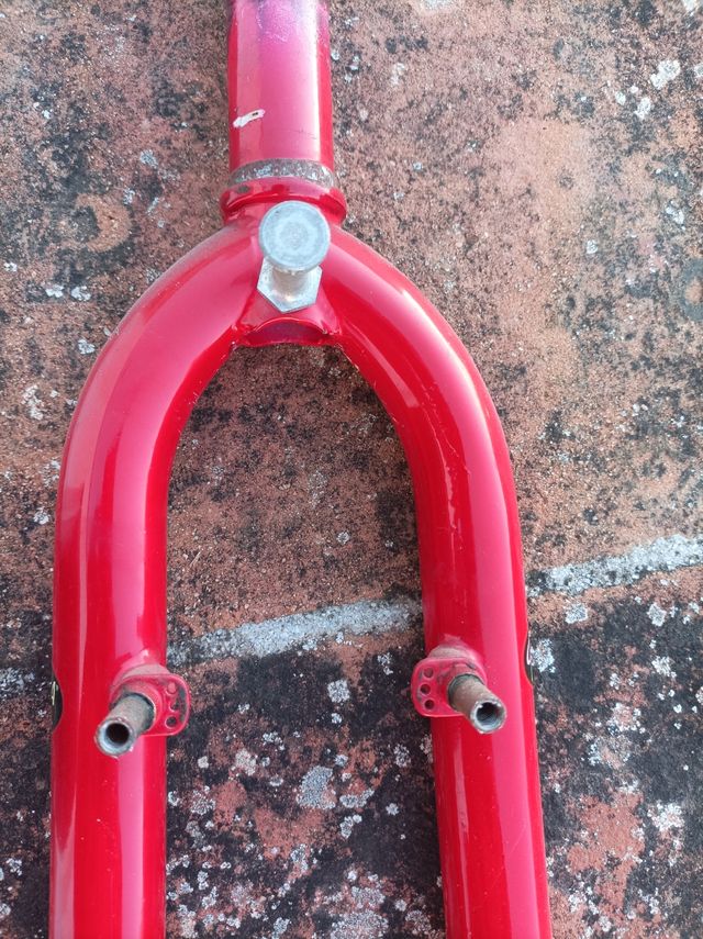 Horquilla rígida de bicicleta (rueda 26")