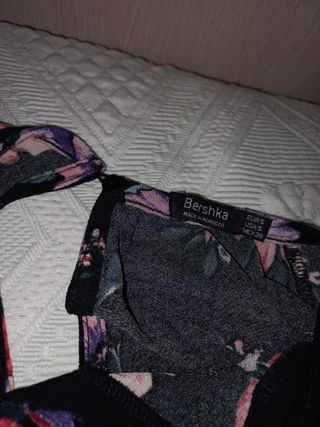 Mono bershka como nuevo 