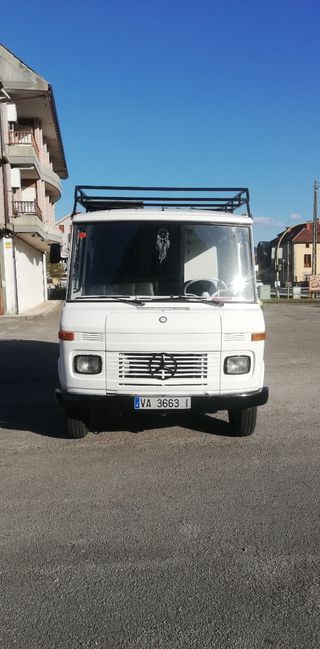 Mercedes-Benz 406d 407d 508d 608d 82