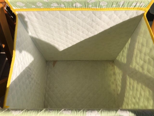 Portaoggetti per cameretta in tessuto e legno