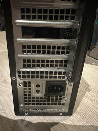 CPU e schermo da 16»