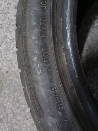 Neumatico Dunlop 225 45z r17