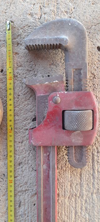 Llaves stilson de 24 y 36 pulgadas