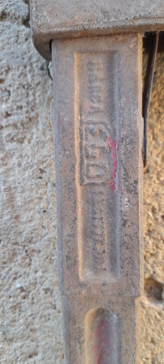 Llaves stilson de 24 y 36 pulgadas