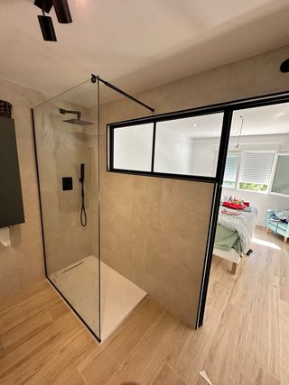 PUERTA + MANPARAS BANO