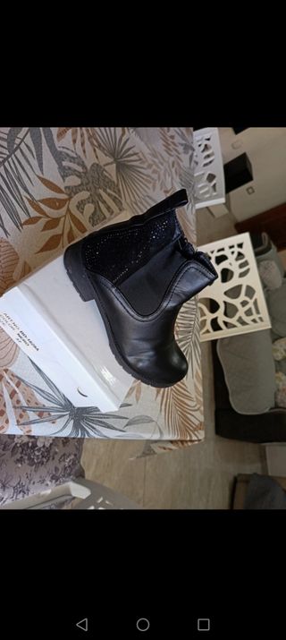 Stivaletto donna n. 37
