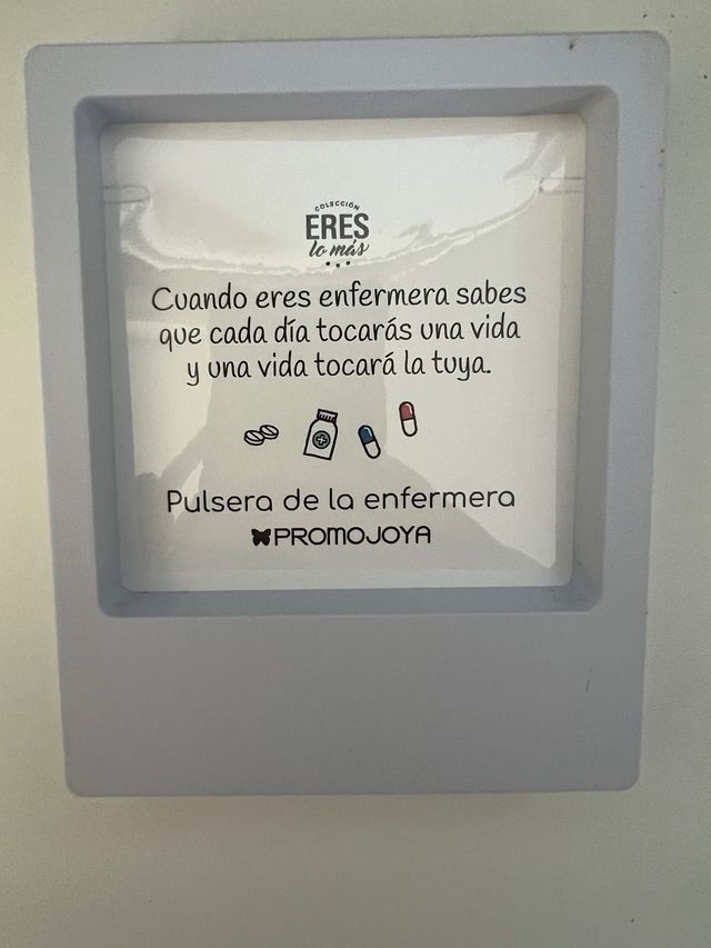 Pulsera plata Enfermera