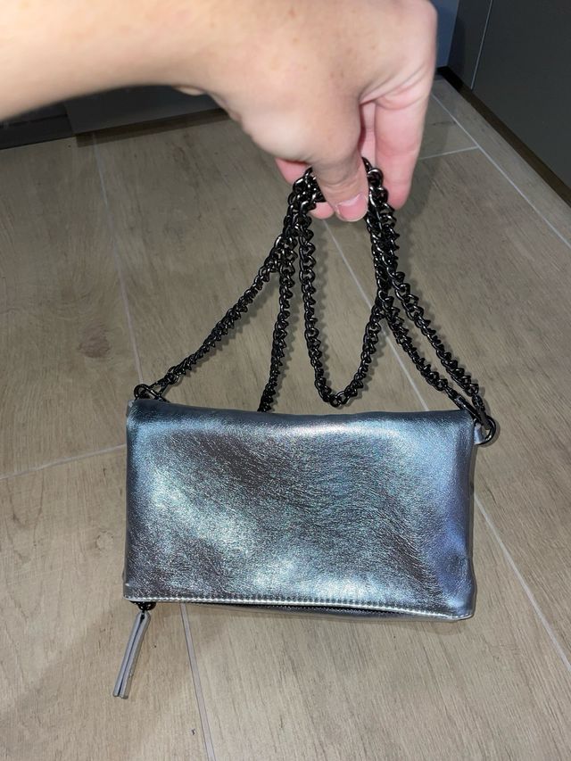 Bolso plateado Mango