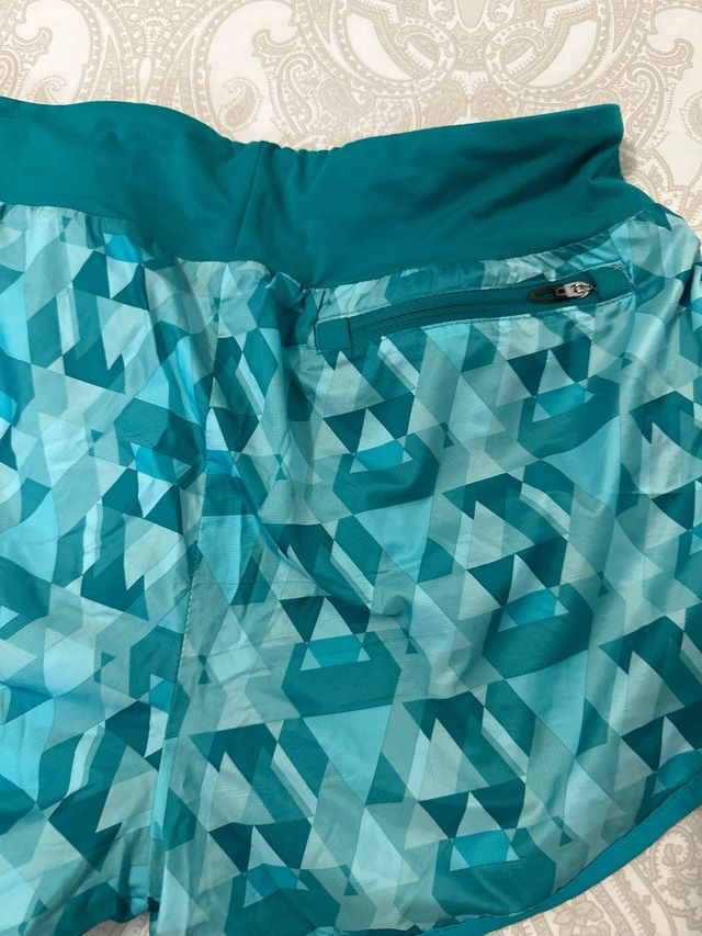 Pantalón deporte reversible Adidas (2x10€)