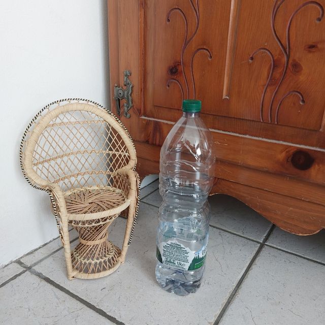 Poltroncina intrecciata