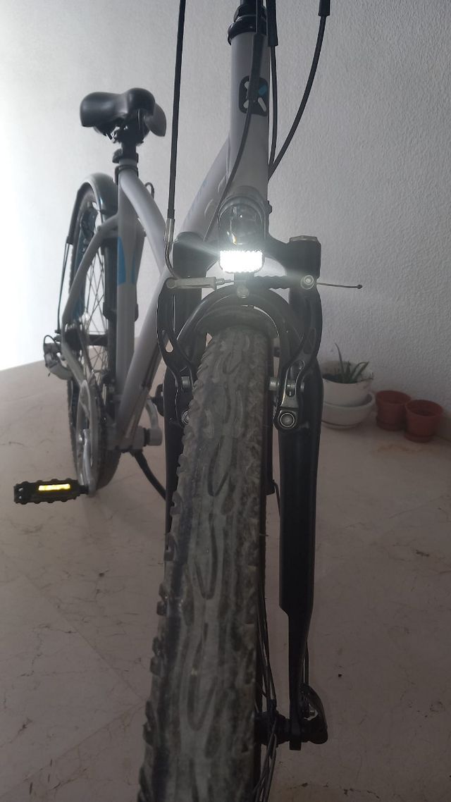 Bicicleta híbrida 
