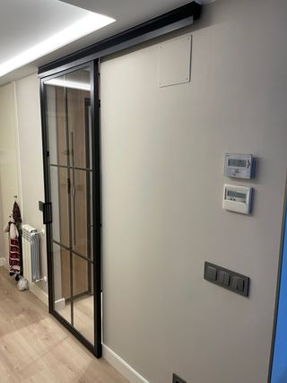 PUERTA ESTILO INDUSTRIAL