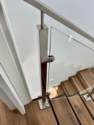 BARANDILLA DE CRISTAL