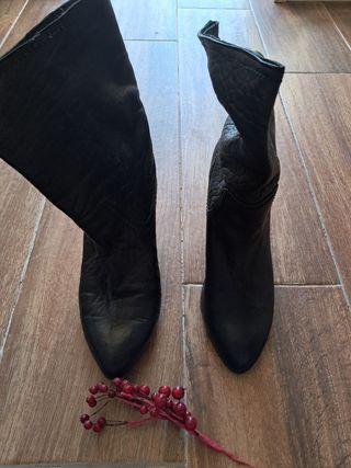 Utüerque botines negros piel talla 41