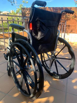 Silla de ruedas plegable