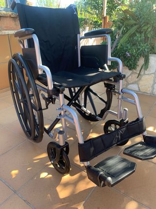 Silla de ruedas plegable