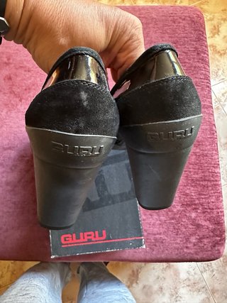 Guru zapatos de tacon