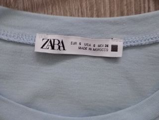 Camiseta azul Zara