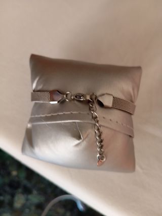 Pulsera de acero motivo trebol