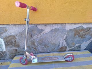 Patinete ligero de aluminio 