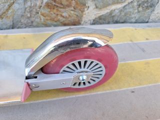 Patinete ligero de aluminio 