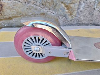 Patinete ligero de aluminio 