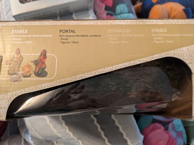 Portal del belén de corcho
