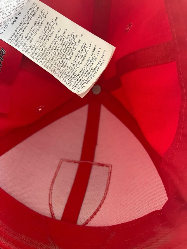 Gorra ferrari autentica